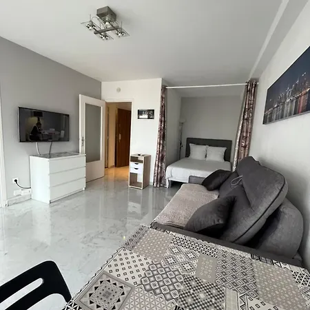Juan Les Pins T1 Bis 503 Appartamento